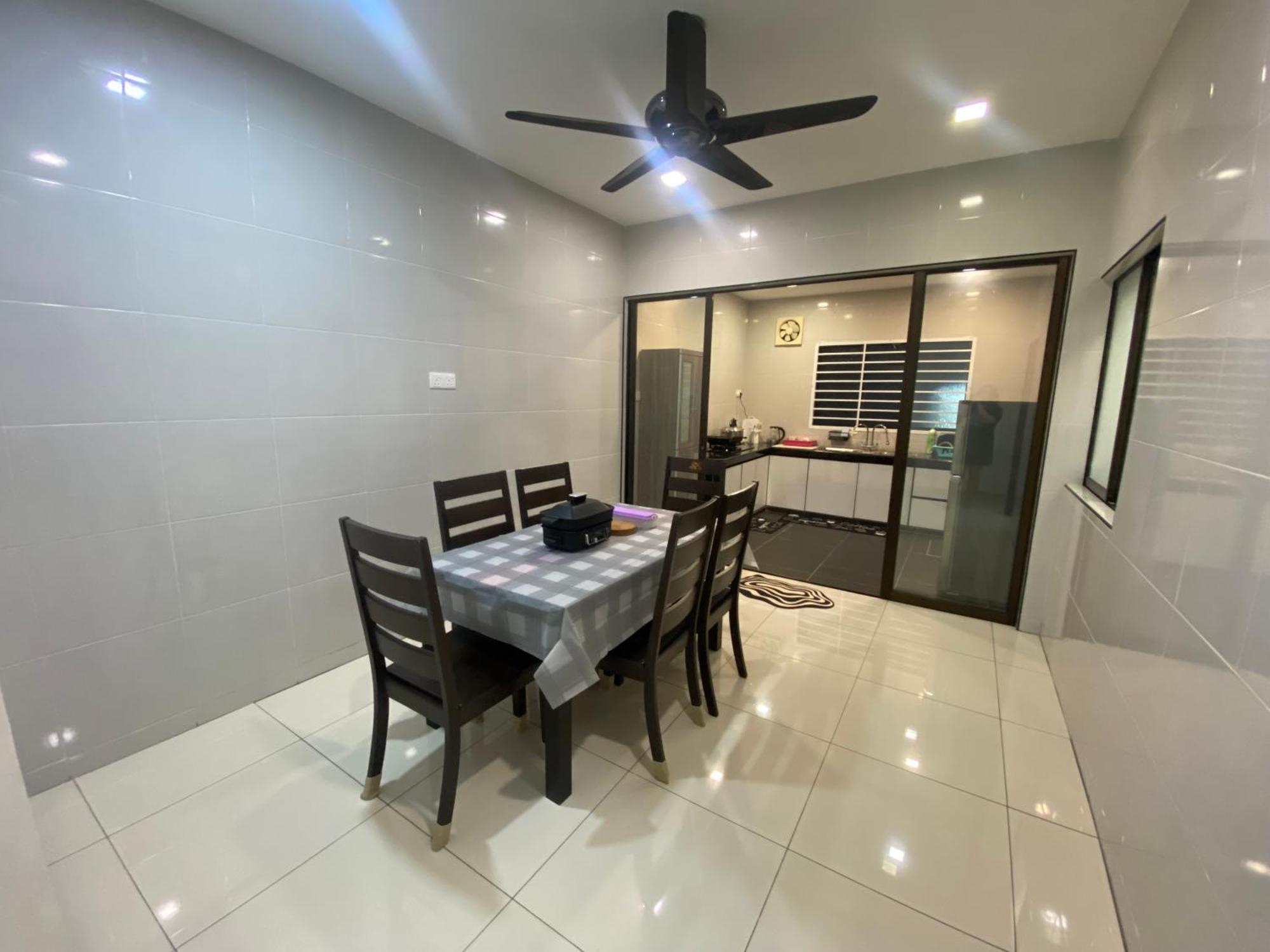 Davissweethome Rumah percutian